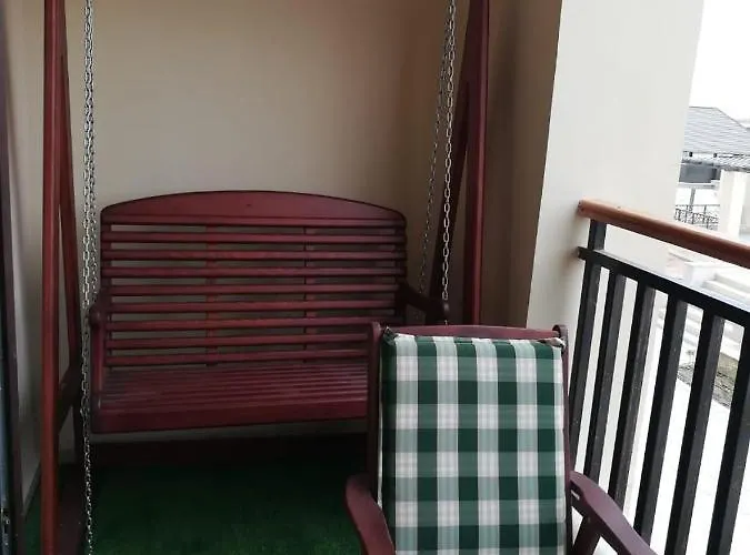 In Aldau Heights شقة